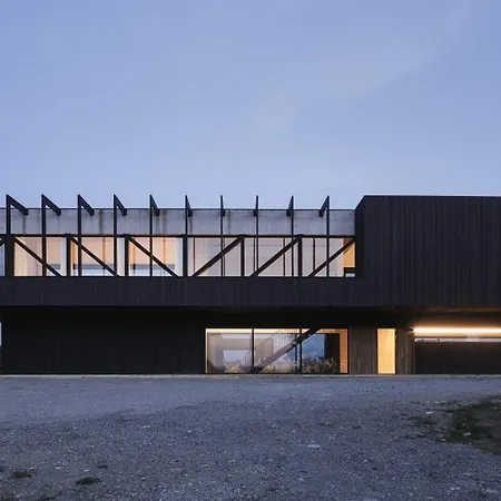 Casa Anjana Villa